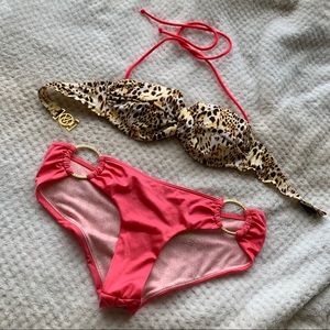 Victoria’s Secret Bikini 👙